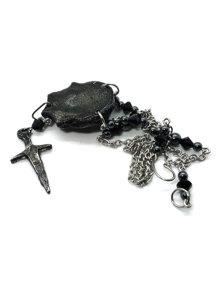 Goth Necklace - Skull and Dagger