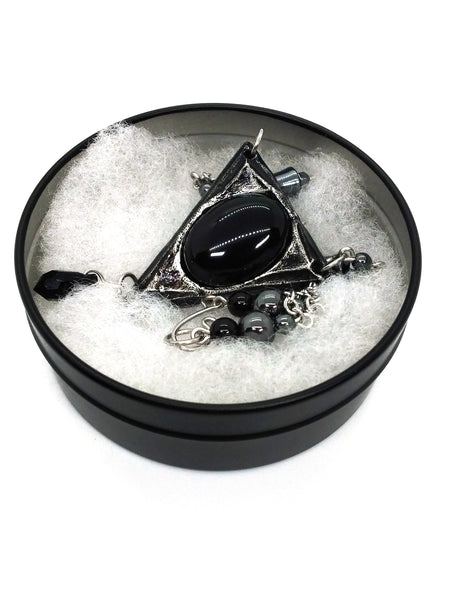 Goth Necklace - Triad - Onyx