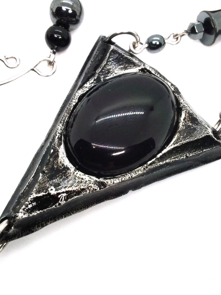 (Wholesale) Goth Necklace - Triad - Onyx