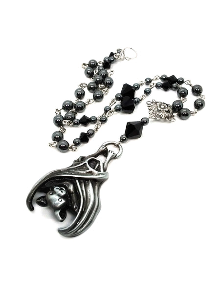 (Wholesale) Goth Necklace - Hanging Bat Necklace