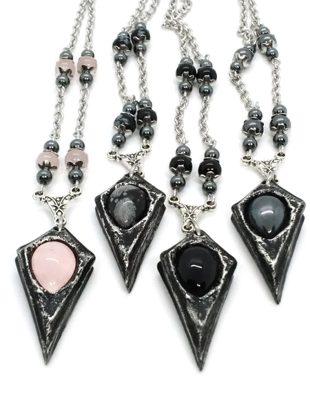 (Wholesale) Goth Necklace - Pendulum with Stone Options