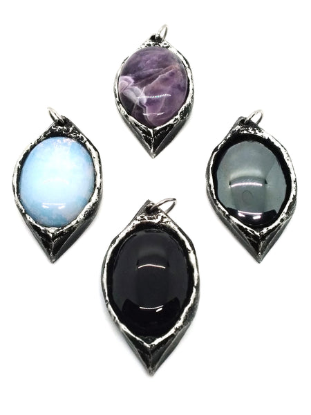 (Wholesale) Goth Necklace - Pointed Oval Setting with Stone Options