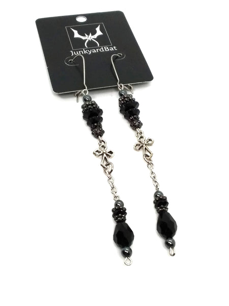 (Wholesale) Goth Earrings - Cross Pendulum