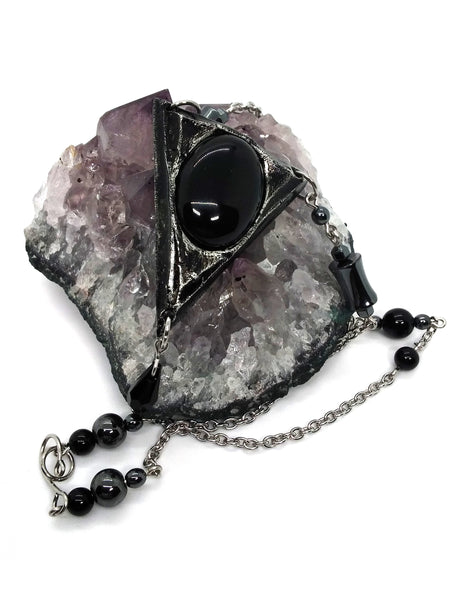 Goth Necklace - Triad - Onyx